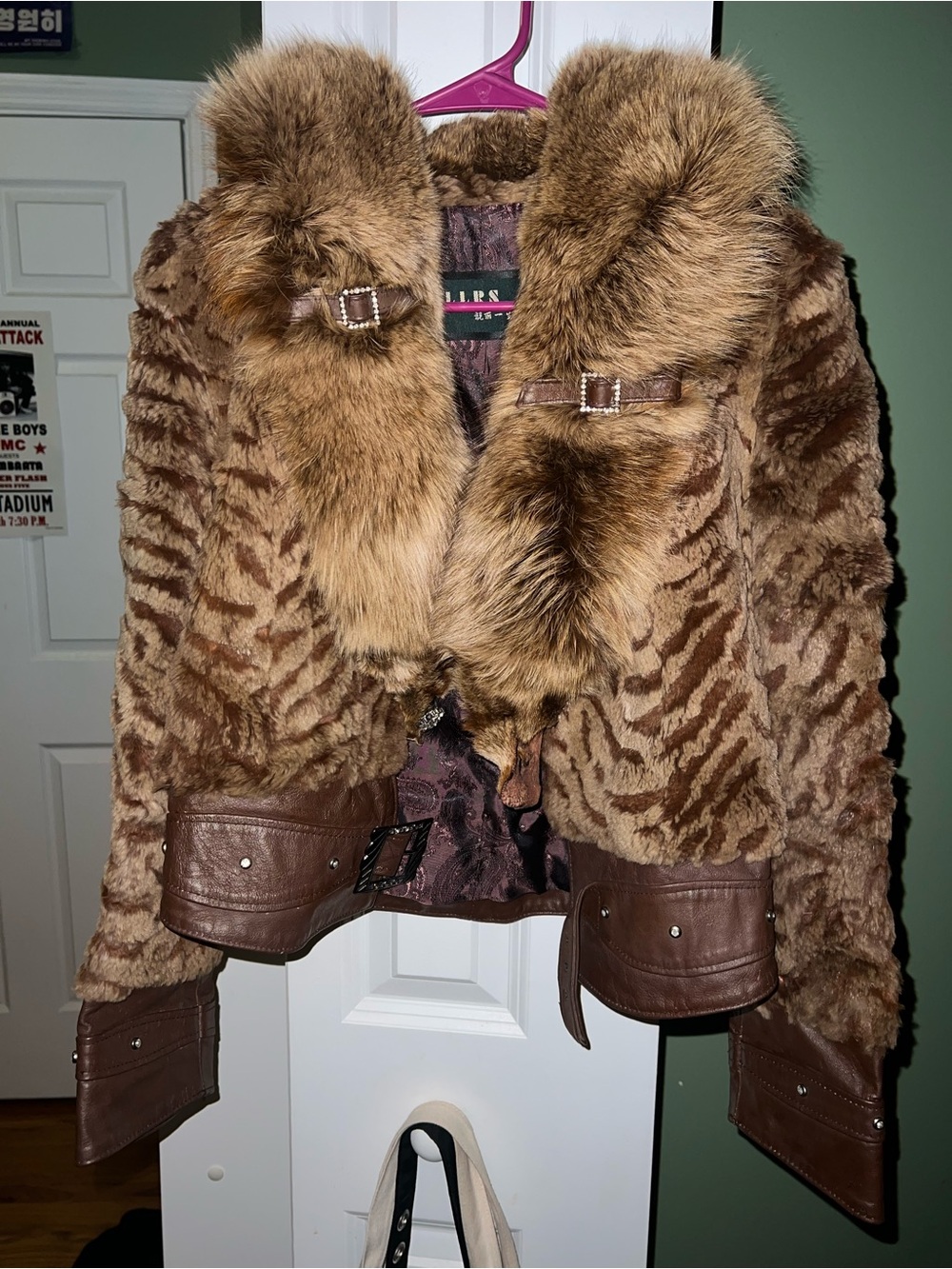 Luxurious Brown Faux Fur Teddy Jacket with Leather Trim